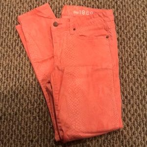 Gap size 28 pants